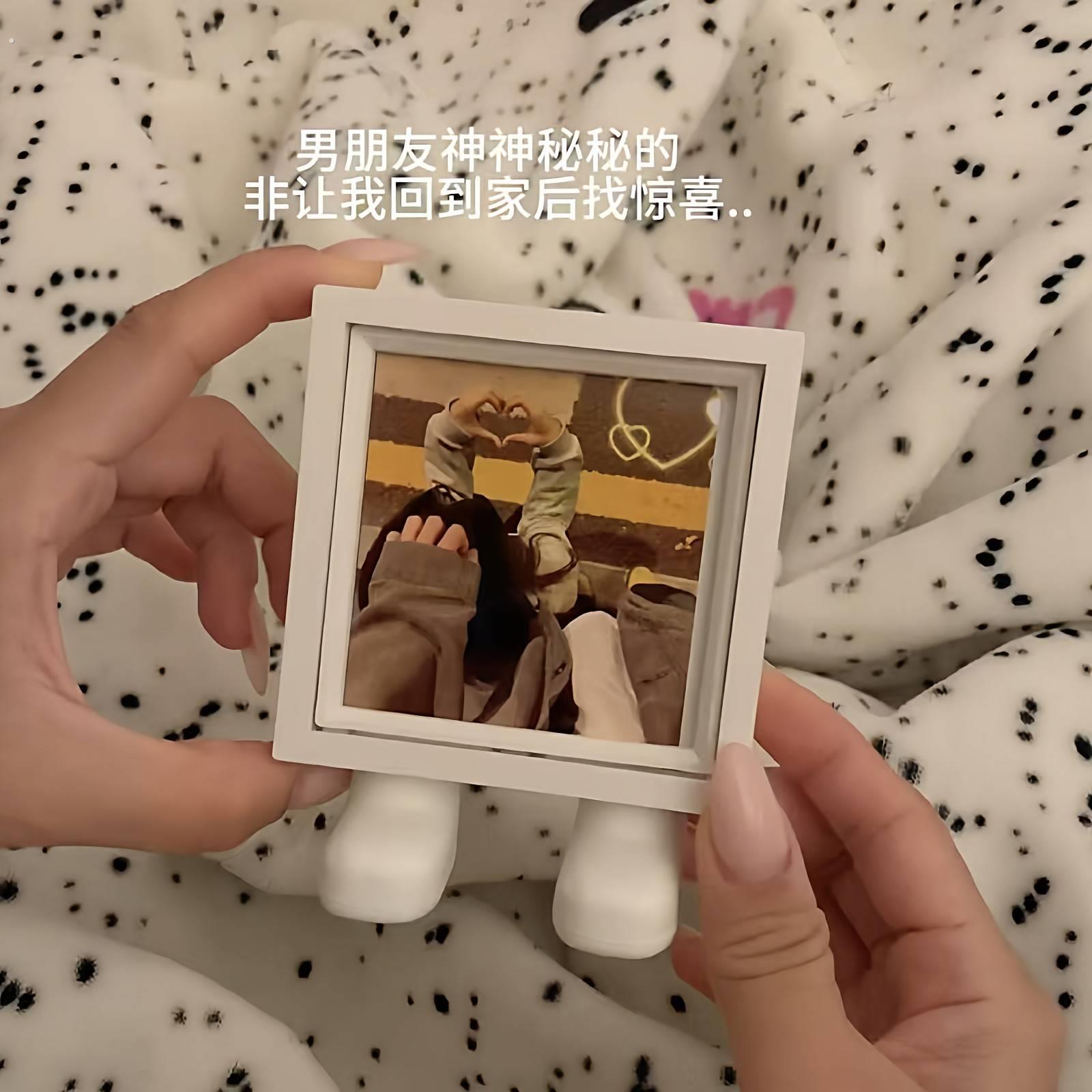 翻转相册戒指盒可旋转弹跳惊喜礼盒魔术盒子圣诞节跨年礼物送女友