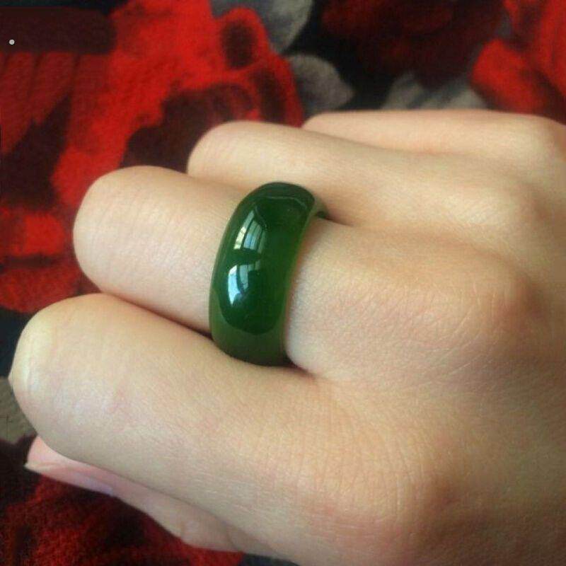赌神同款戒指碧玉戒指和田玉菠菜绿戒指男女戒指打麻将和田玉戒指图片