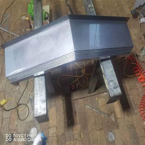 VMC810钢板防护罩CNC机床钣金护板5060/1270/1580加工中X心YZ轴