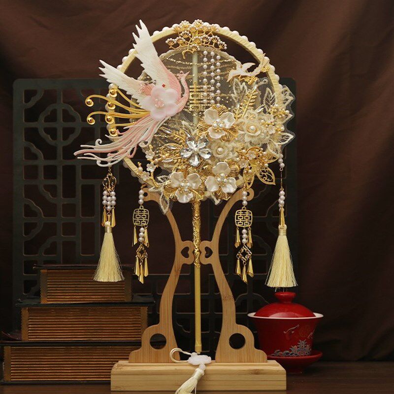 团扇新d结婚娘iy材礼包长柄中式秀禾喜扇高级新婚料物重工婚扇子
