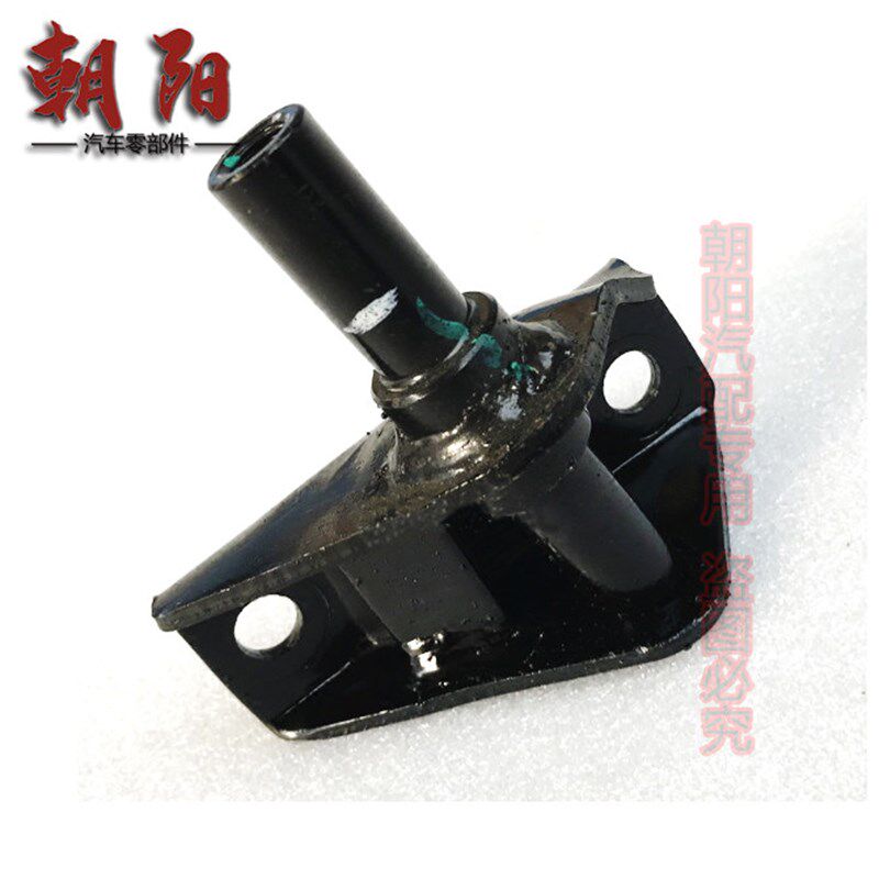 适用奇瑞瑞虎瑞虎3后减震器安装支架后减震器固定座螺丝柱定位座