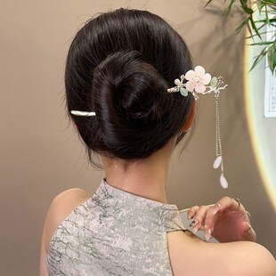 古风颤珍珠铃兰花流苏发簪女夏季配旗袍汉服盘发宫灯簪子发钗头饰