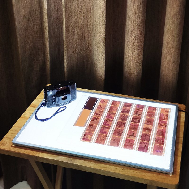 底片观片器led光源30X40厘米钢化玻璃面板耐划轻薄无极调光亮度高