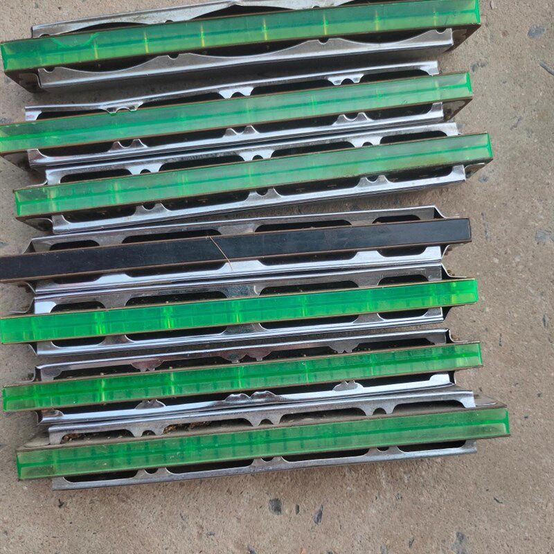 老物件口琴怀旧7080年代铁皮口风琴古玩收藏影视道具怀旧乐器玩具