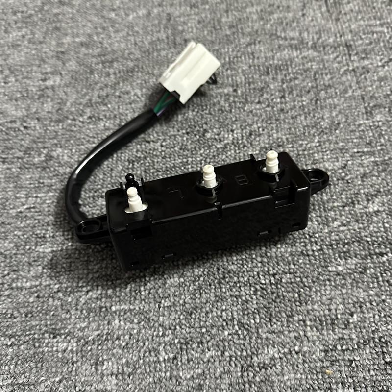 适用08-12款天籁公爵前主驾驶副驾驶座椅电动调节开关调节控制器