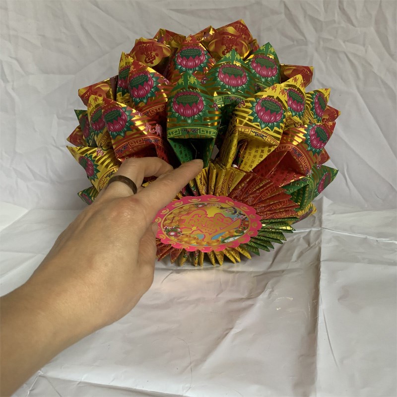 文化用品彩色印刷纸折叠特色手工艺品折纸九色元寶蓮花座成品1个