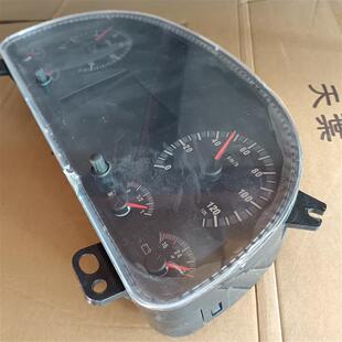 豪沃380组合仪表盘总成燃油仪表WG9716582211里程表转速表原厂