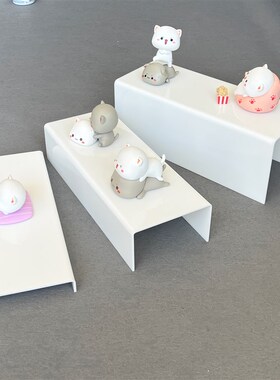 亚克力白色透明化妆品展示架鞋托包包陈列橱窗饰品U型展架定制