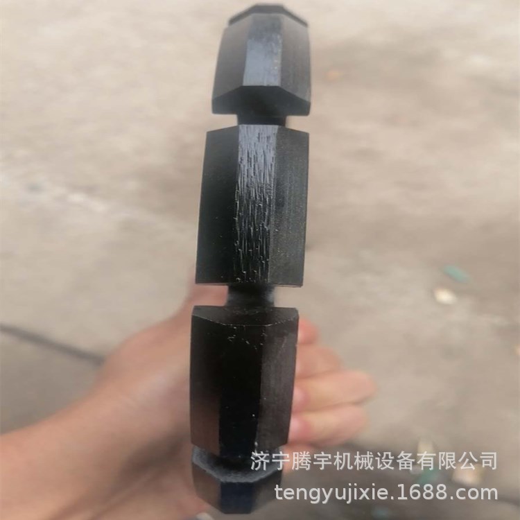 梯形奶牛场用的开槽机刀片多少钱买手推式奶牛场用刻纹机1.5公分