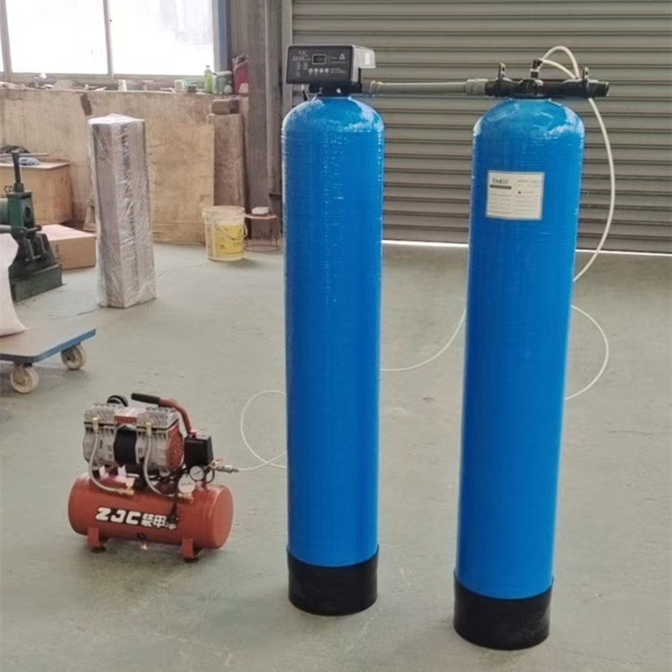河南除铁过滤器玻璃钢水处理罐石英砂锰砂机械过滤罐液体过滤设备