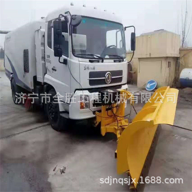 批发东风50汽车改装推雪铲沙水车50扫雪机扫雪机刷子