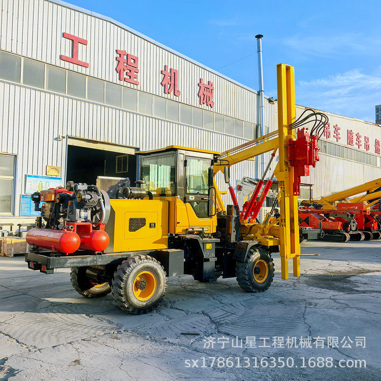 路边护栏打桩机铲车改装打拔钻一体机方管圆管通用型砸桩设备