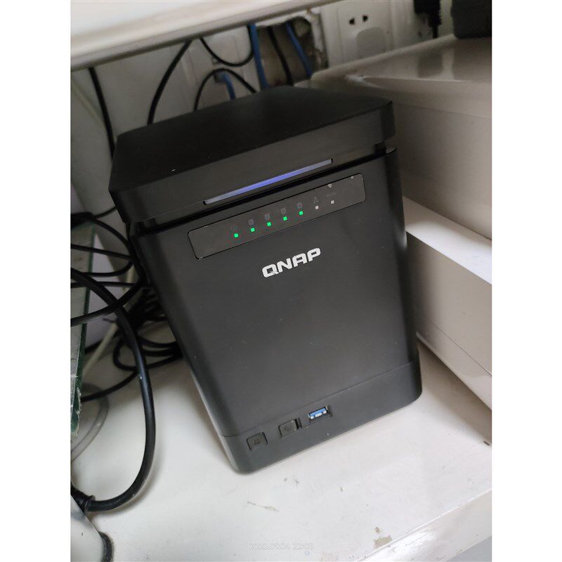 威联通 QNAP TS-453Bmini 8G内存 四核J