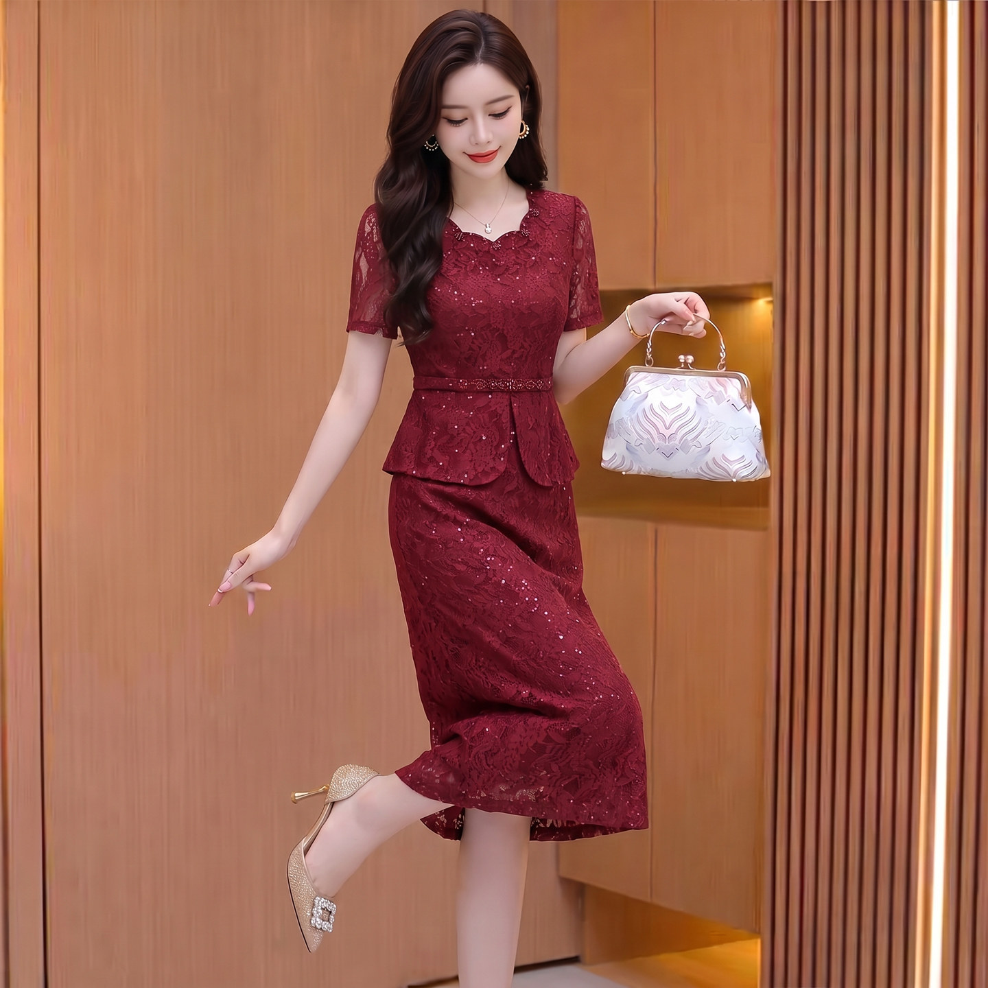 假两件红色低领旗袍连衣裙女2026新款夏小个子洋气喜妈妈婚宴礼服