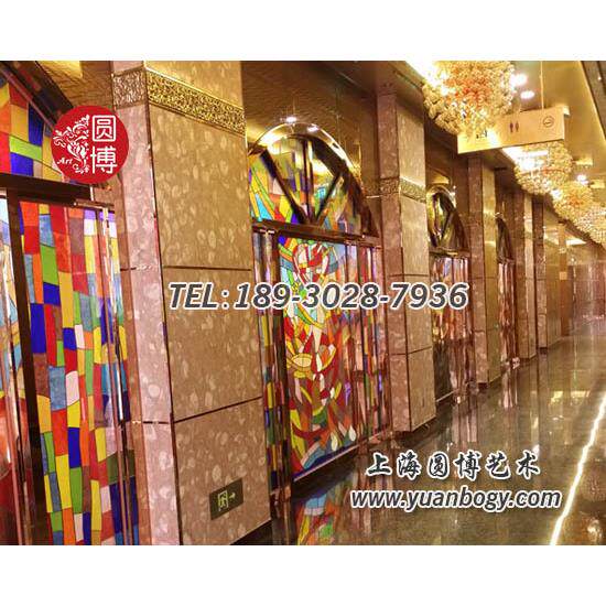 彩绘玻璃穹顶中洋豪生大酒店彩色教堂玻璃穹顶