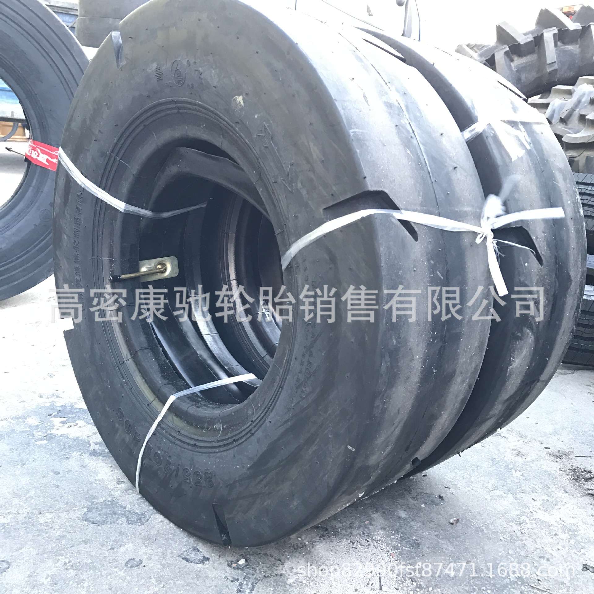 铲运机轮胎12.00-24装载机工程机械轮胎，矿山轮胎型号齐厂家