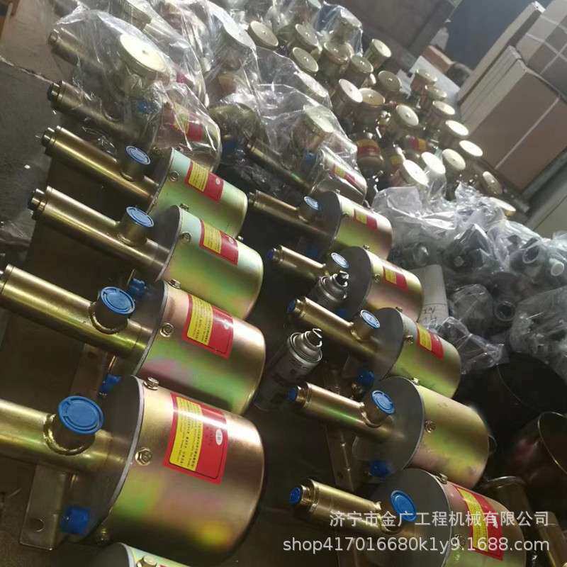 装载机空气加力泵 XG962铲车刹车泵 刹车助力器 气刹总泵加力泵