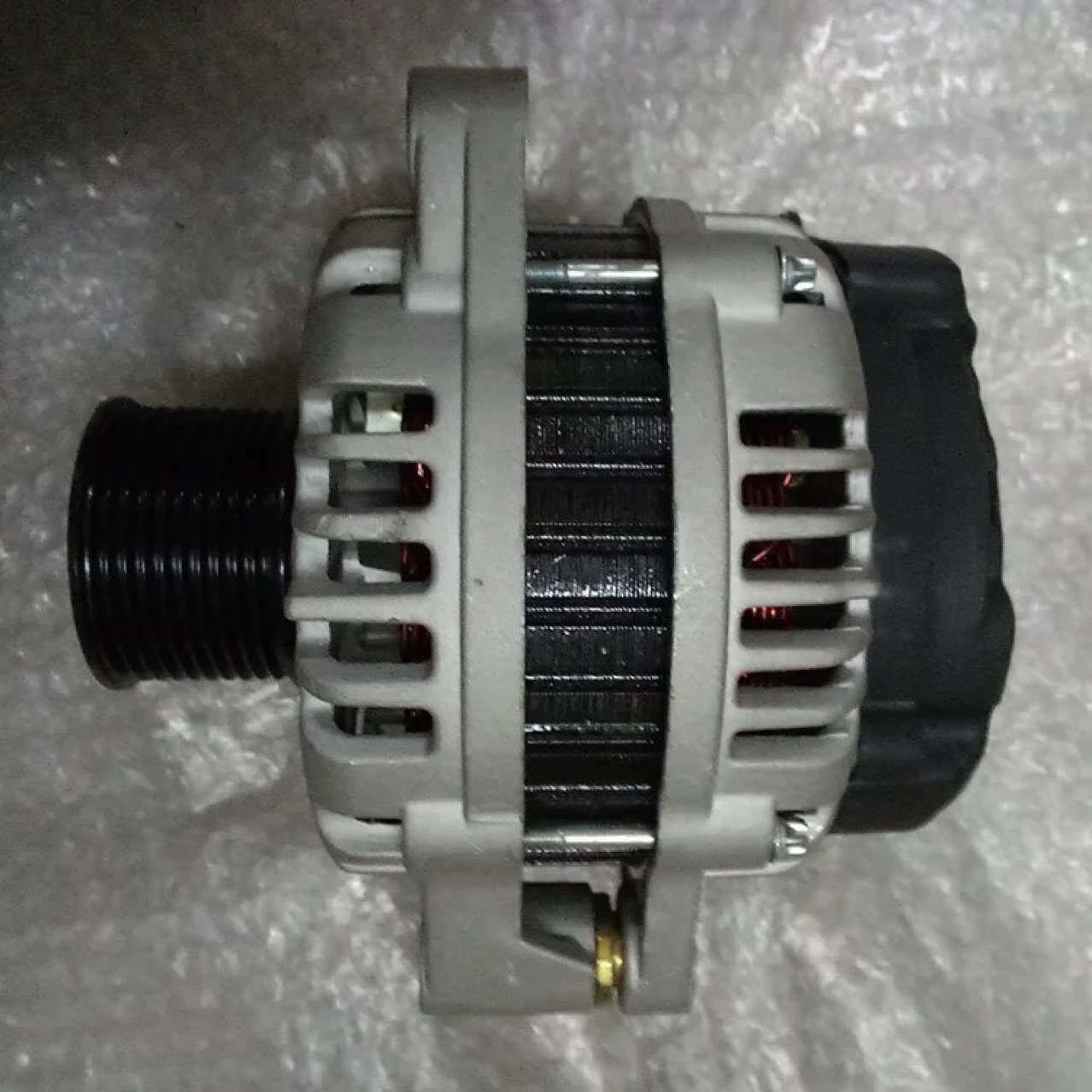 A004TA8491发电机504286394发电机适用依维柯发电机