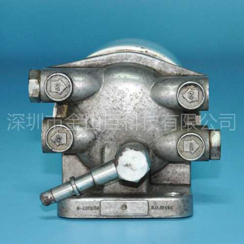 发动机油水分离器2656F843燃油滤清器总成