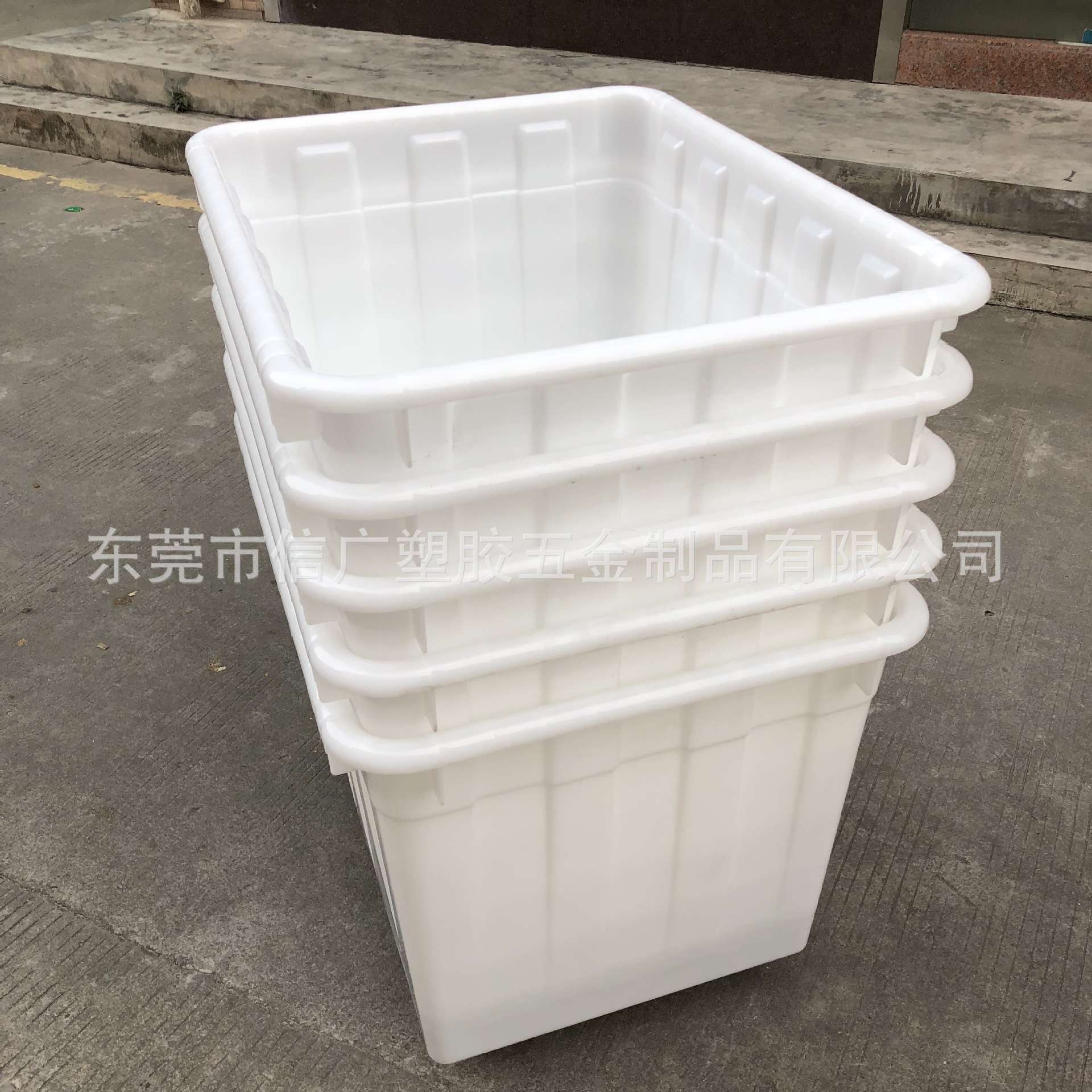 供应东莞虎门服装收纳带轮周转箱 带轮子方便移动塑料周转筐400升