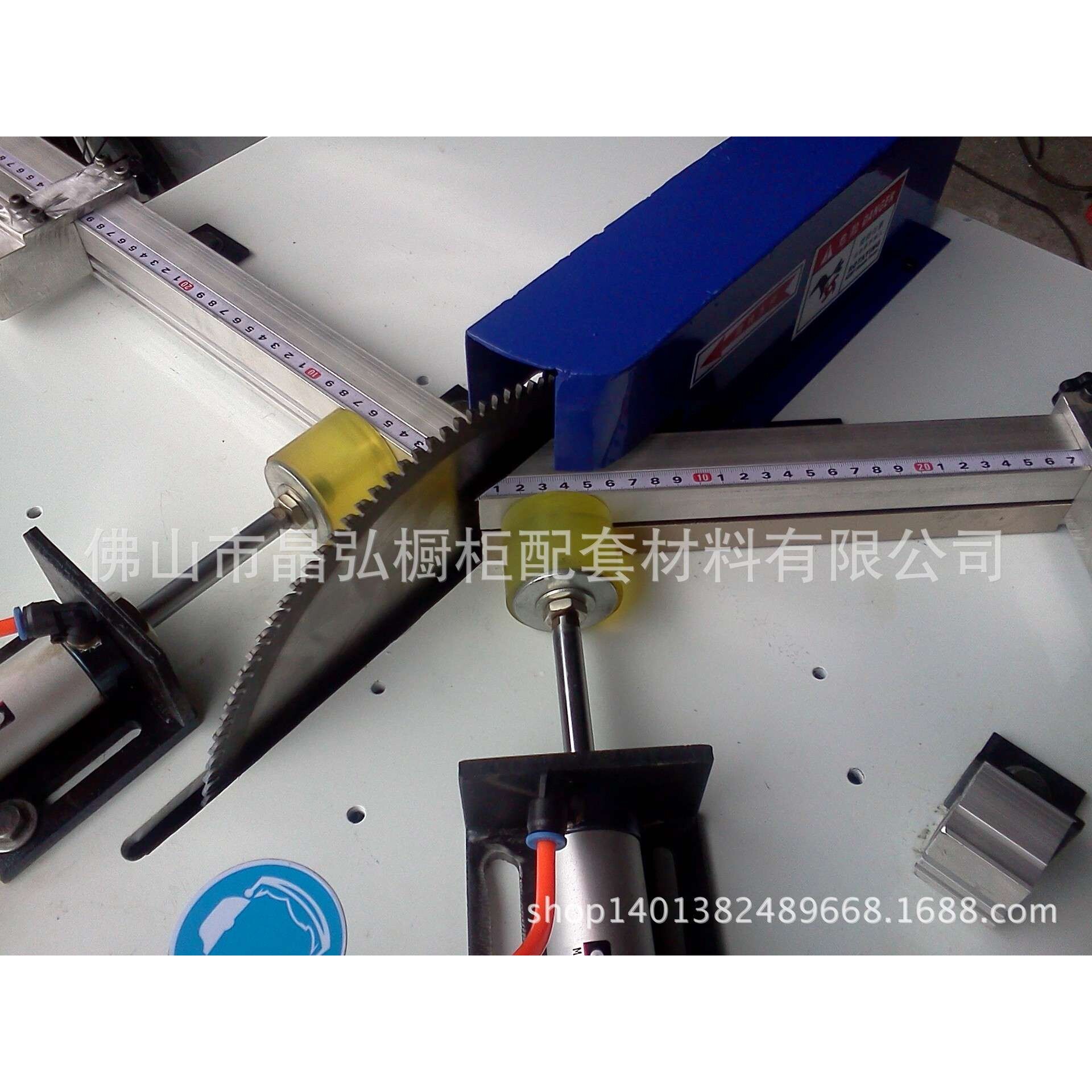 佛山晶钢门铝材切割机铝材45度切角机家具相框切角晶钢门设备
