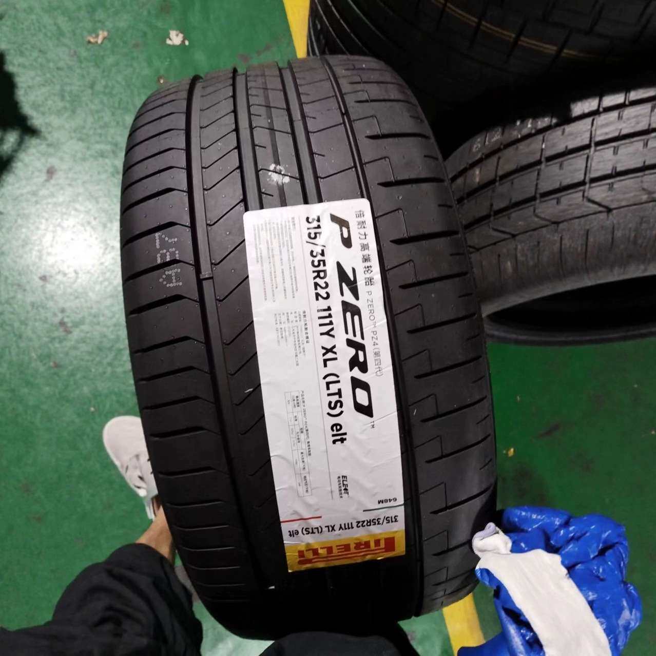 倍耐力轮胎285/40R22 325/35R22 315/35R22 PZ4适用阿斯顿马丁DBX