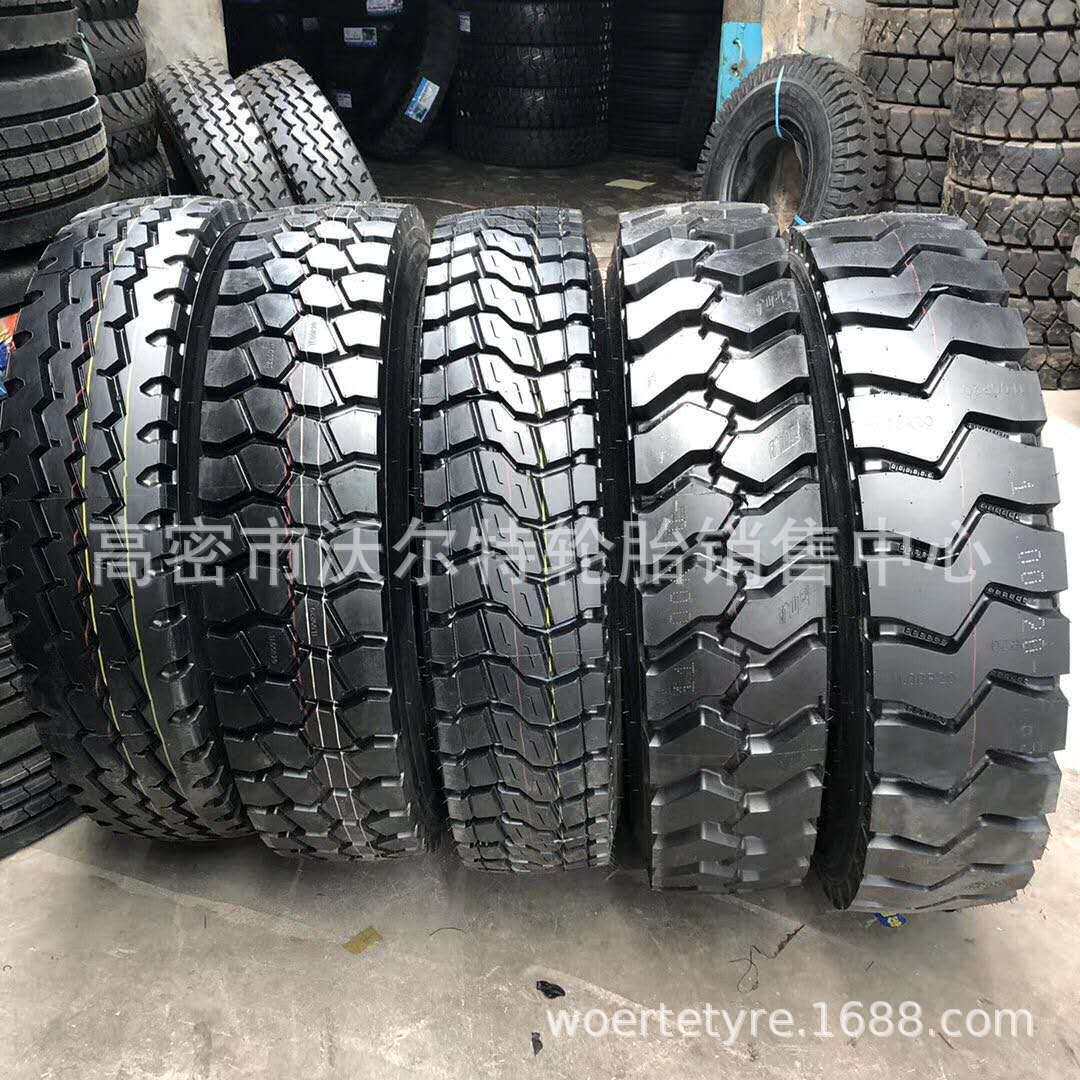 全钢丝载重货车轮胎 8.25-16 825r20 1000 900r20 矿山大块花纹