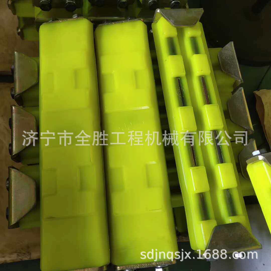 挖掘机配件 DH225挖掘机护链架 履带橡胶块 引导轮 四轮一带