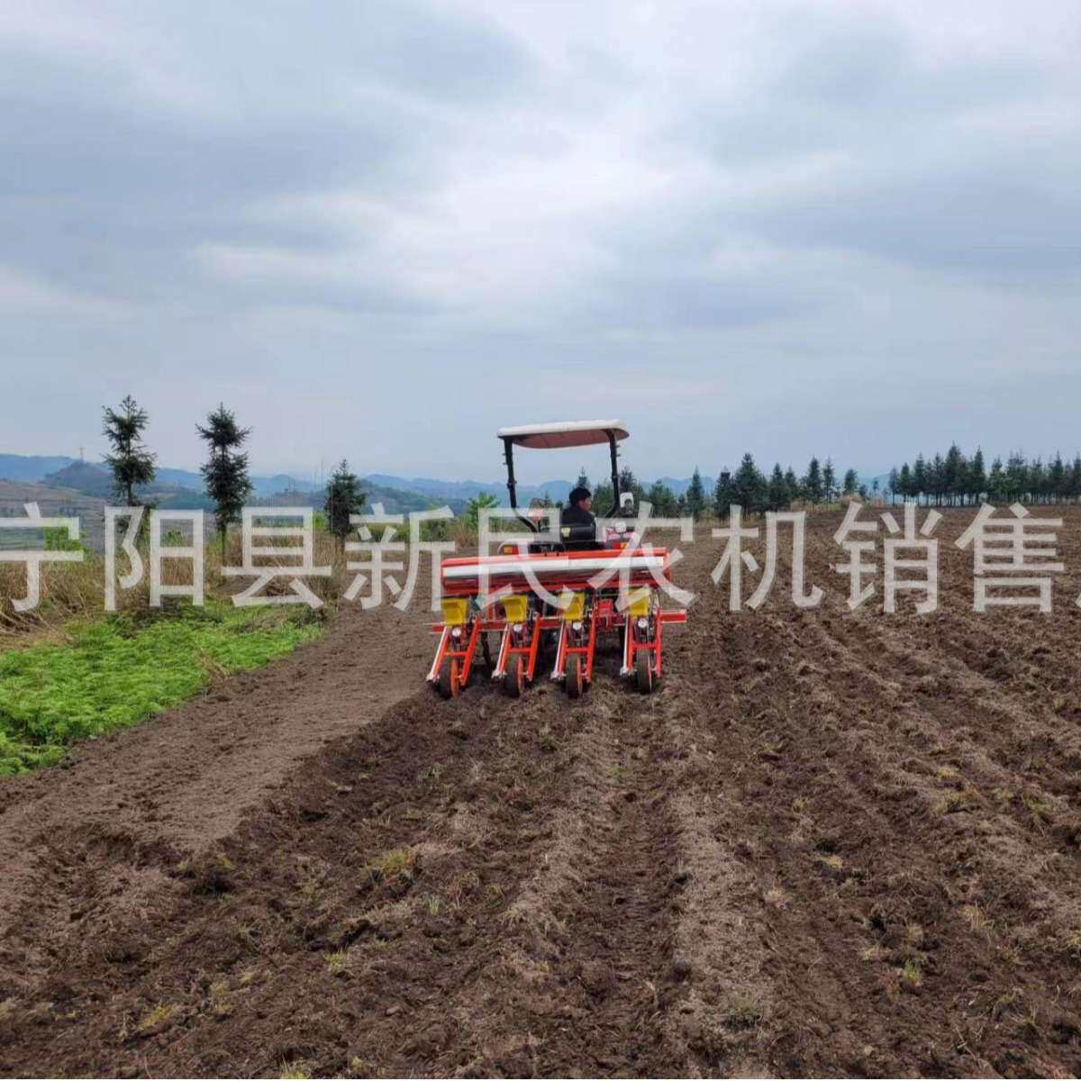 拖拉机带动悬浮式玉米播种机深施肥悬浮式玉米黄豆播种机现货