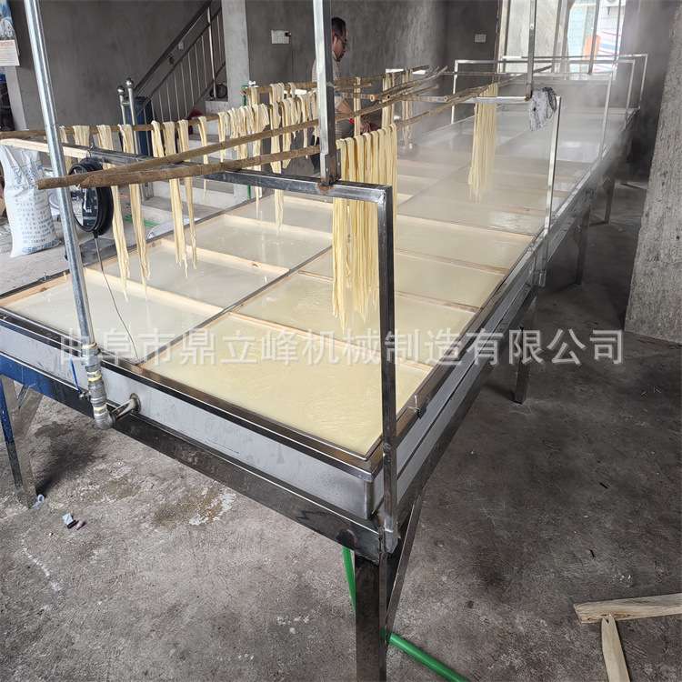 半自动油豆皮机械小型腐竹机多少钱豆制品设备河南地区圆形腐竹锅