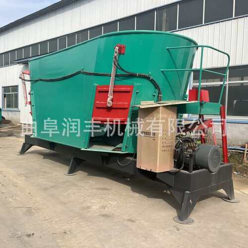 喂牛秸秆青储切草混合机养殖场双螺旋搅拌机养牛场 牧场拌料机