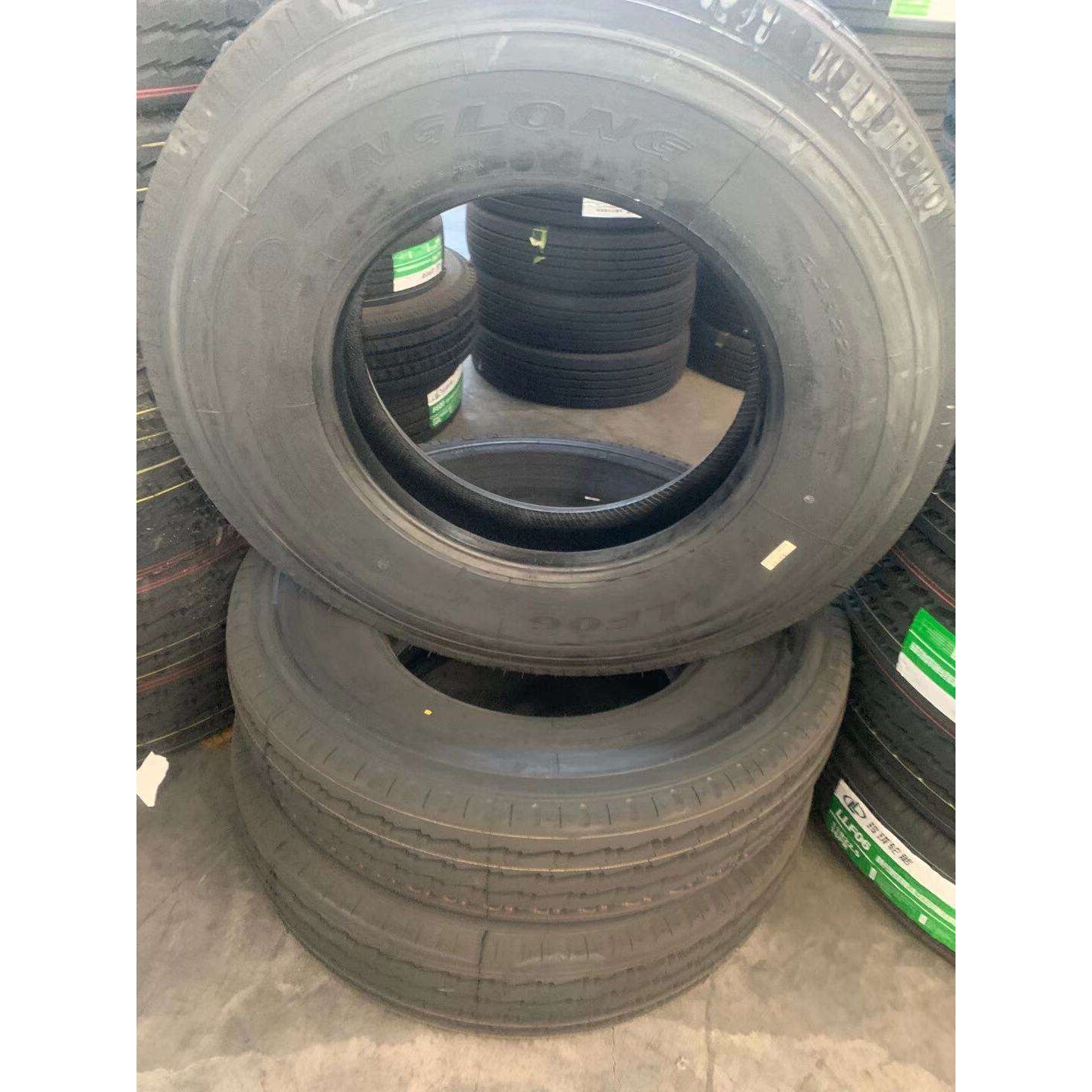 295/80R22.5 真空卡车轮胎 钢丝轮胎大量 内销出口 轮毂轮胎