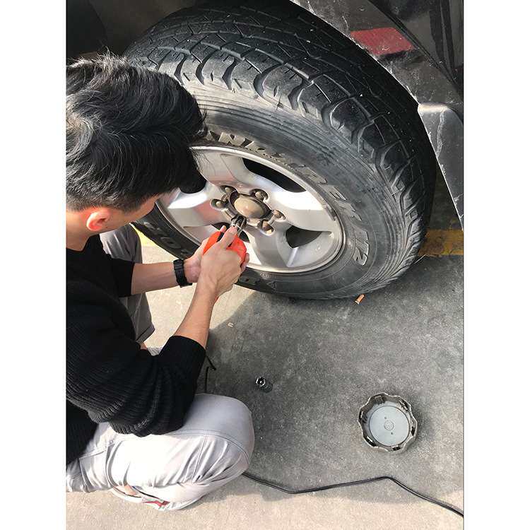 汽车电动液压千斤顶大功率轿车越野通用12V配充气泵电动扳手带灯