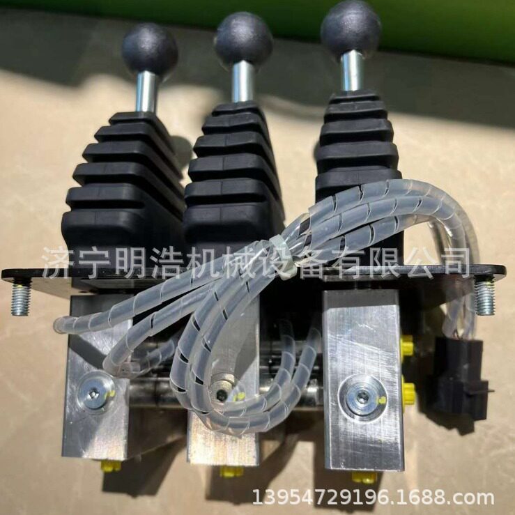 原厂卡特轮式装载机操纵杆手柄581-7418 581-7418  950GC 966GC