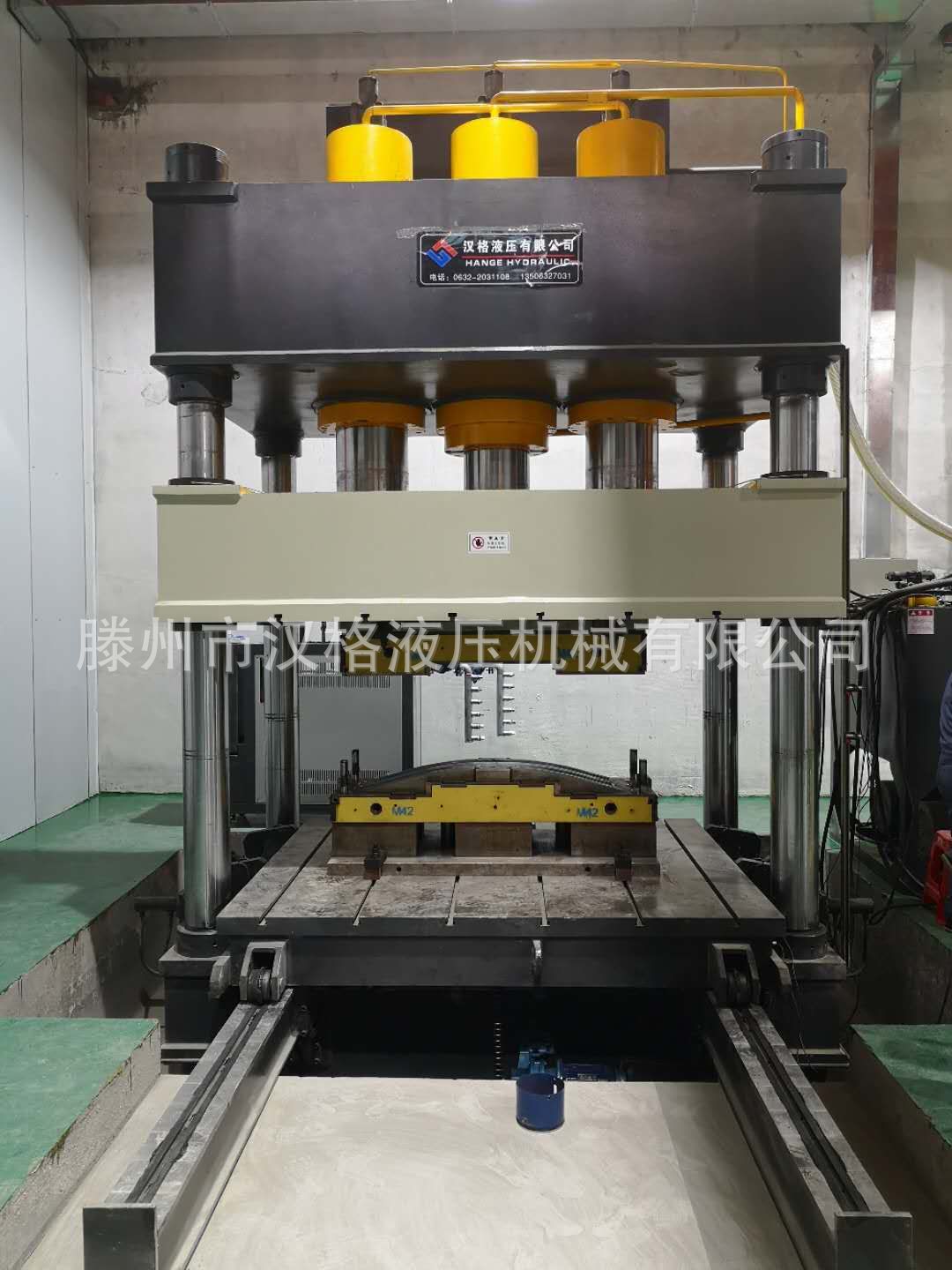厂家直供200吨液压机四柱油压机拉伸液压机金属冷压成型机
