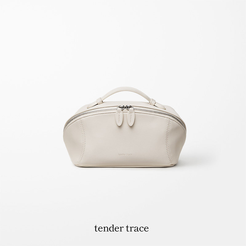 tendertrace棒球包化妆包女高级感轻奢大容量便携式通勤收纳包图片