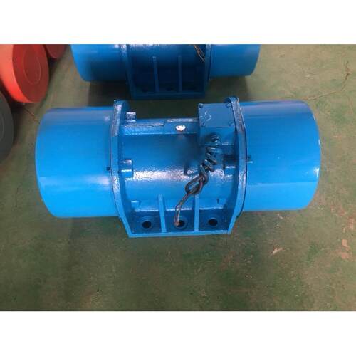 XVM-A-20-2振动电机 380V 1.8KW 卧式偏心20KN三相异步震实打器