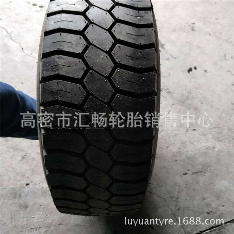 朝阳 900R16 卡车轮胎 9.00R16