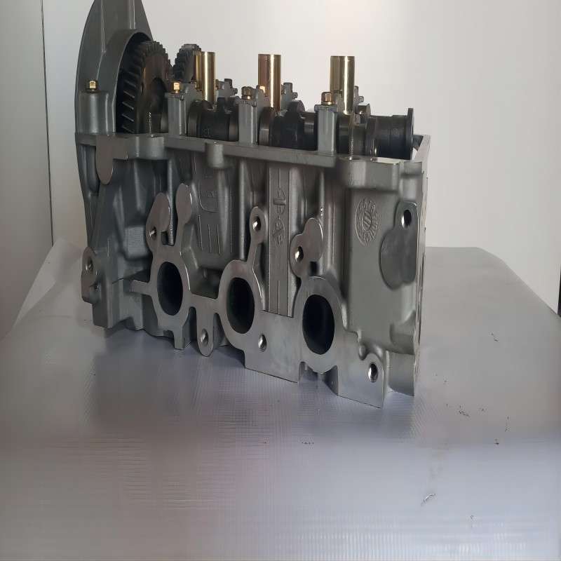 奇瑞372汽缸盖总成奇瑞0.8排量发动机汽缸盖总成 汽缸头372发动机