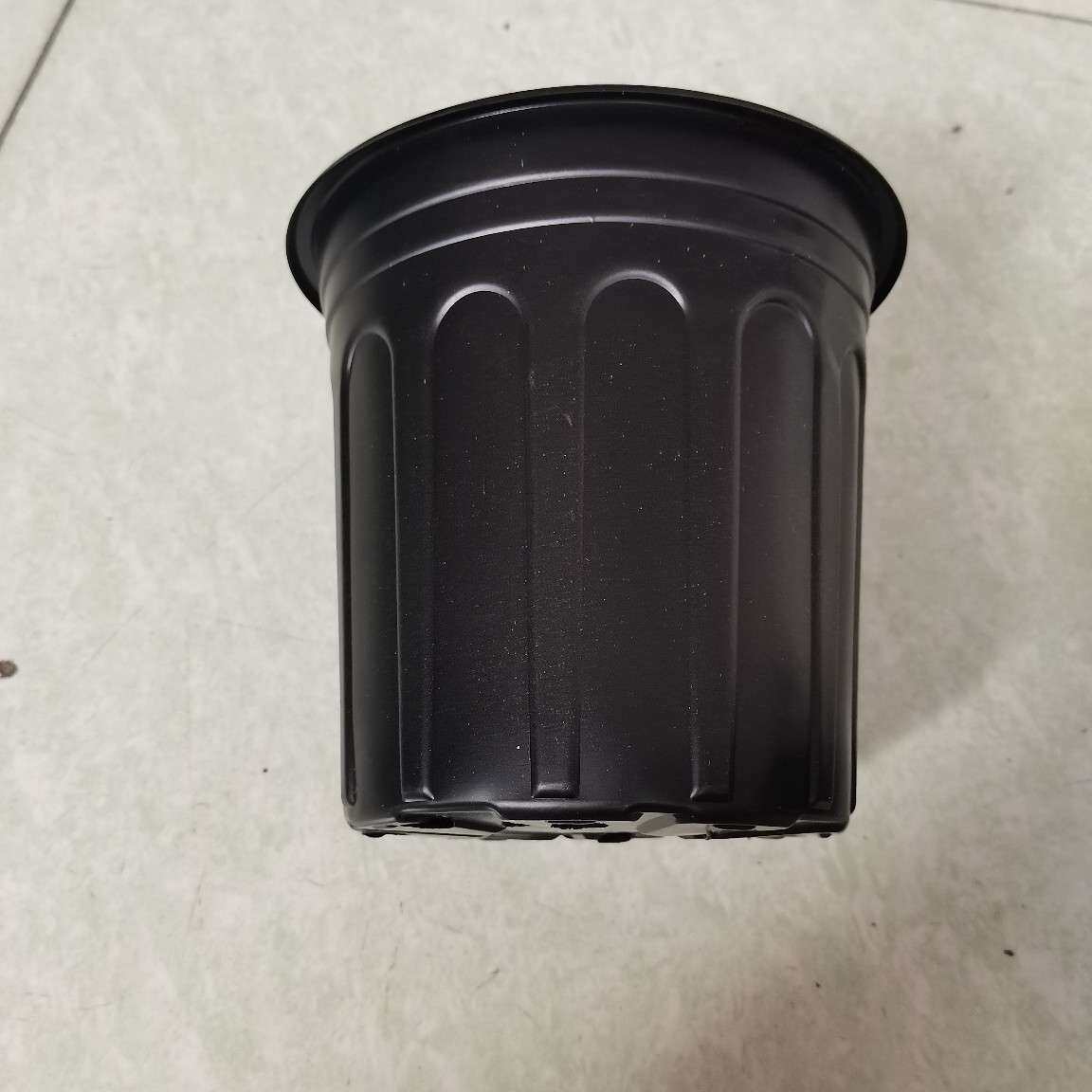软塑型黑色加仑盆 侧棱加仑盆 塑料加仑盆