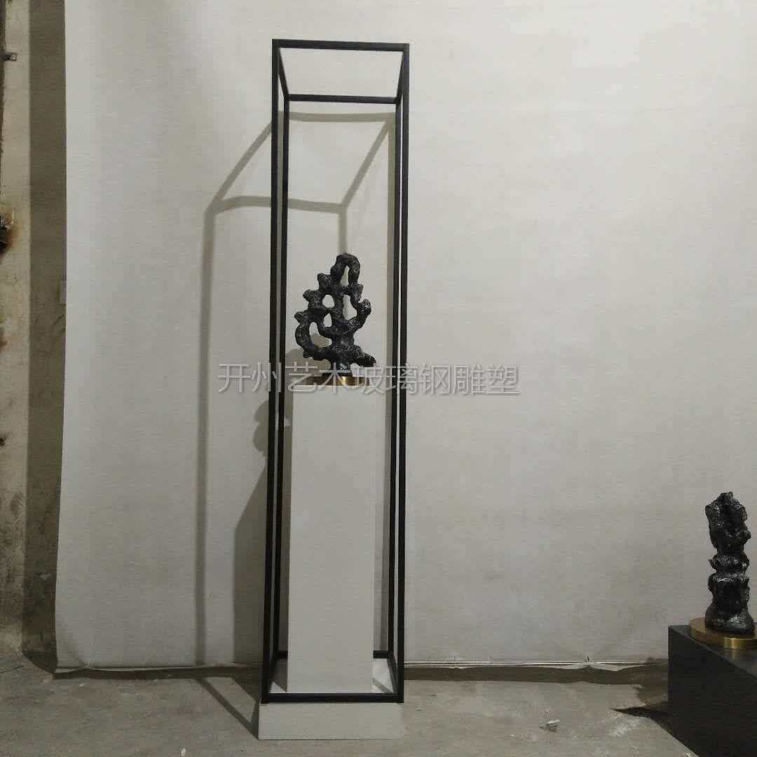 东莞厂家直销玻璃钢太湖石办公室展示柜雕塑摆件现货石头雕塑摆件
