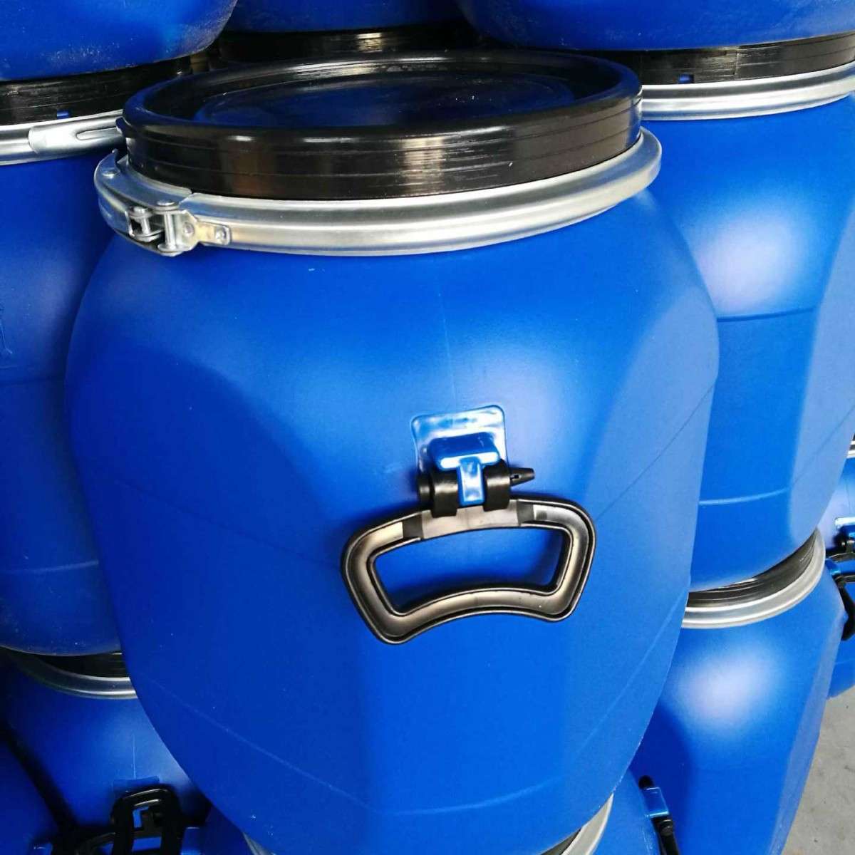 50L塑料桶方桶抱箍桶法兰桶50KG大口桶水桶手提桶密封食品化工桶