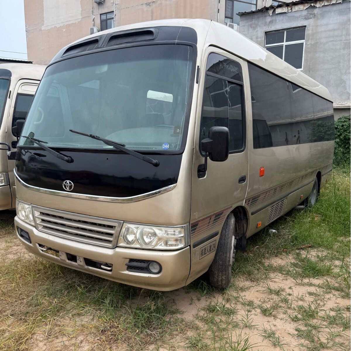 考斯特19座旅游客车19座员工接送车全国分期19座客车牡丹MD6601