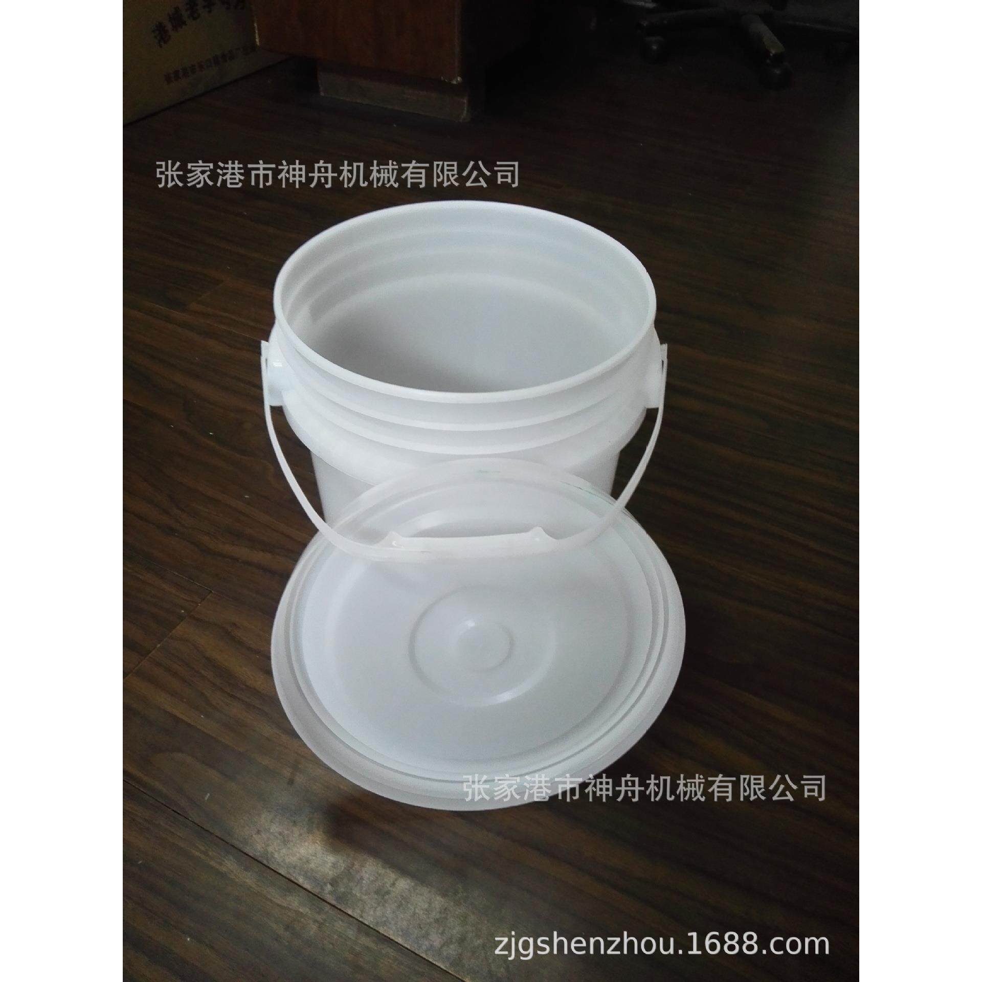 张家港供应精密5-20L桶 盖子 提手 注塑模具及节能注塑机
