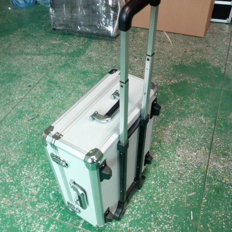 小号航空拉杆铝箱k 仪器拉杆箱 深圳安宝拉杆航空箱加工定 制