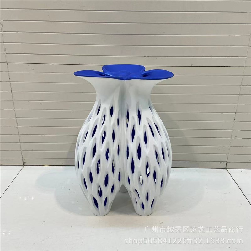 北欧轻奢现代简约花器p手工镂空花瓶样板间售楼部别墅软装装饰品