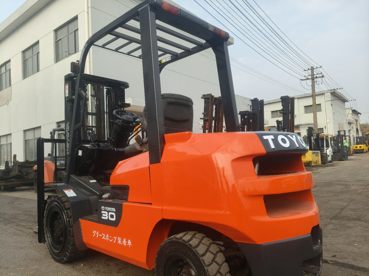 丰田3吨叉车7F/8FD30/FDZN30