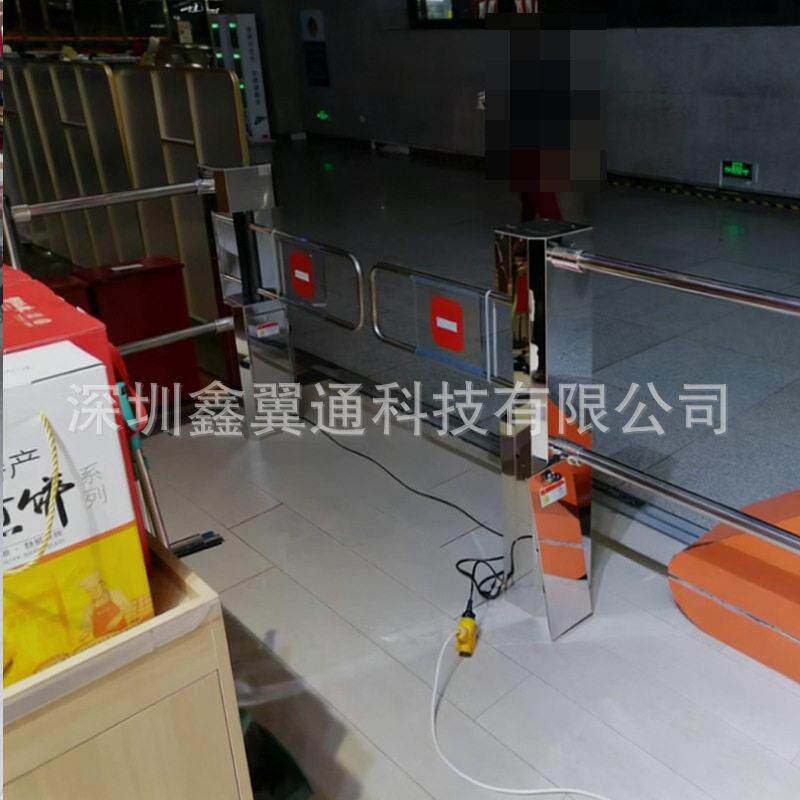 超市入口自动感应门智能摆闸不锈钢护栏人行通道闸机出口向门机