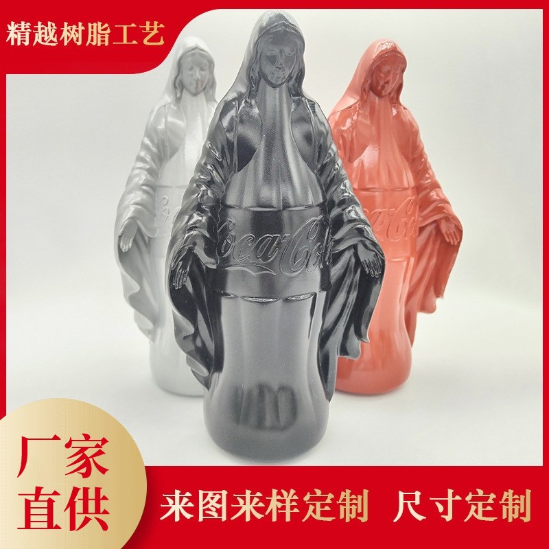 厂家直销可口可乐公仔人物摆件 家居办公桌面装饰品摆设 树脂摆件