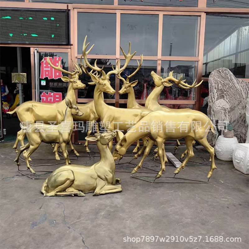 铜鹿雕塑 玻璃钢仿铜梅花鹿 铸铜鹿厂家 公园售楼部草坪铜鹿摆件
